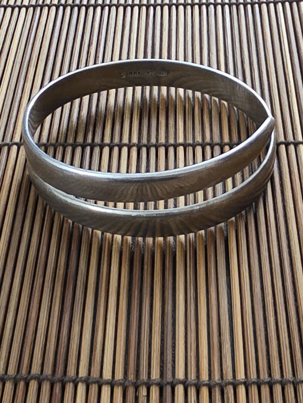 Sterling Silver Metropolitan Museum Of Art Bangle Bracelet (Vintage)